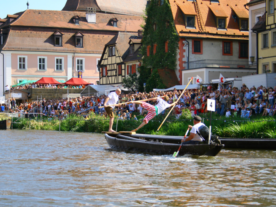 Fischerstechen auf der Regnitz